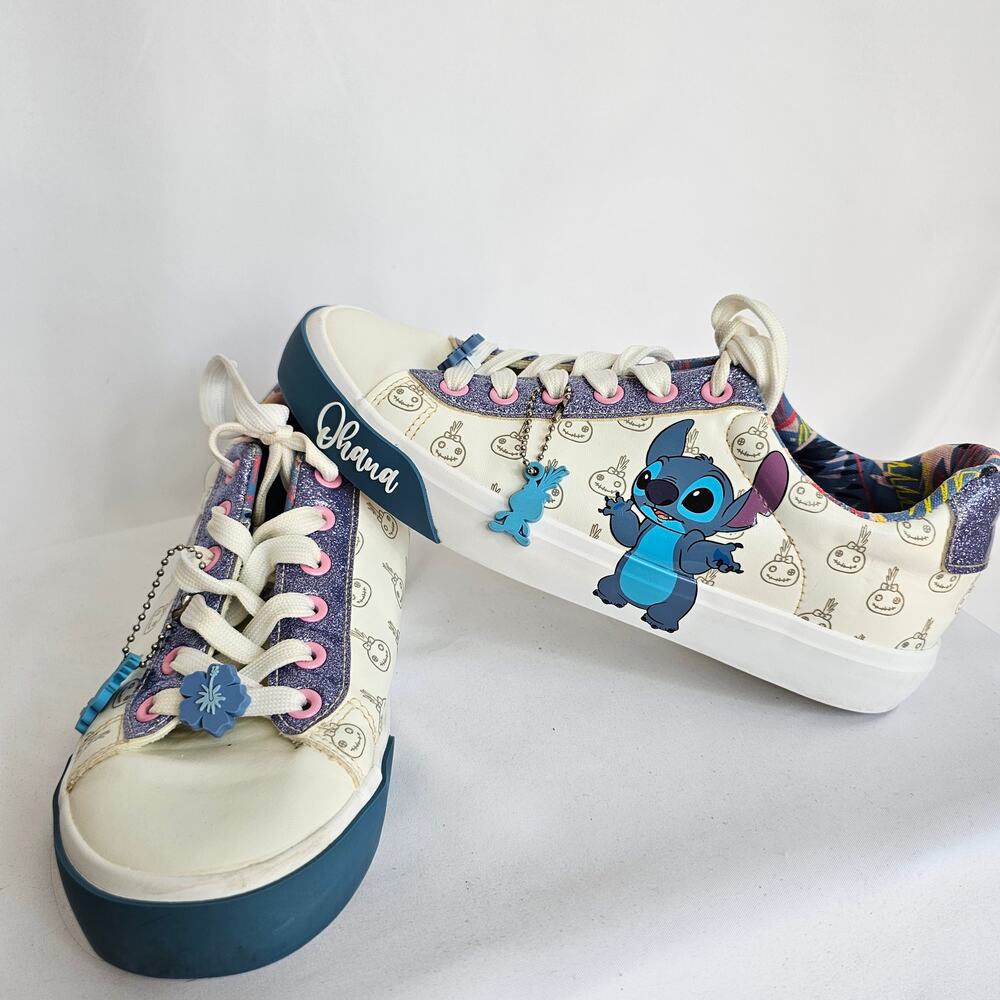 DISNEY Stitch Ohana Women's 7 Low Top Lace Up Sneaker